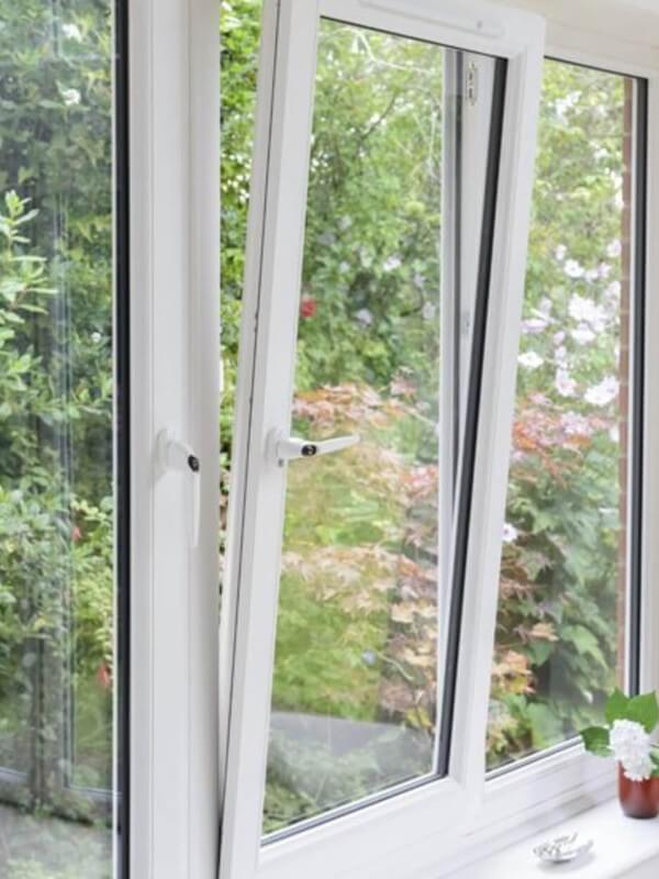 Tilt n Turn Window (1)